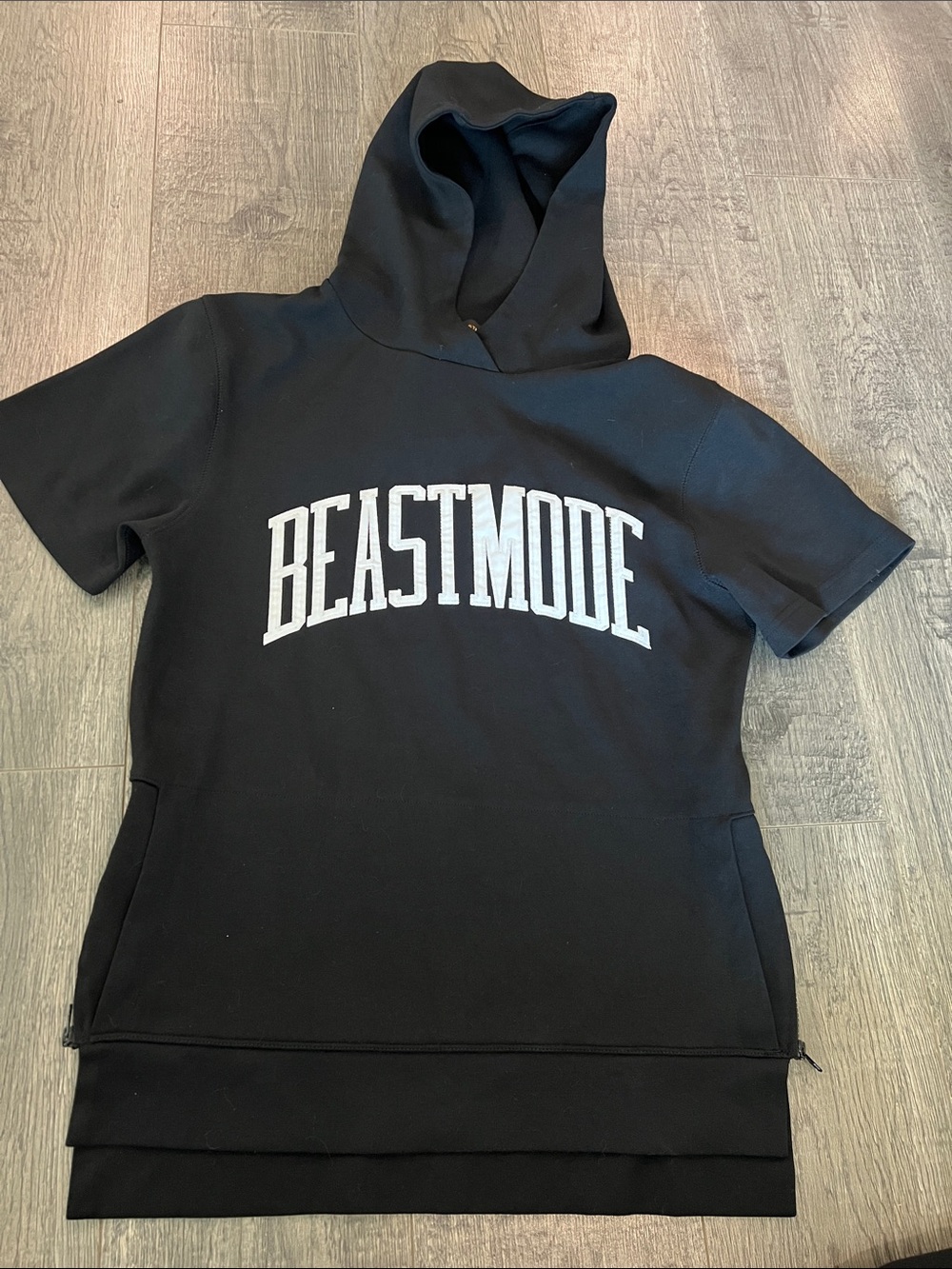 BEASTMODE Marshawn Lynch short sleeve hoodie